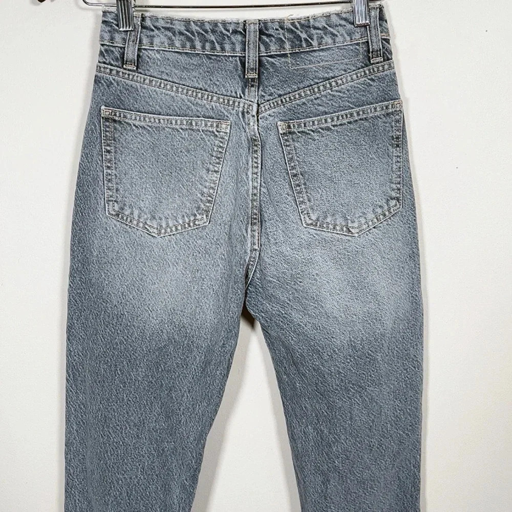 ZARA |  RIPPED MOM FIT JEANS - Picture 11 of 13
